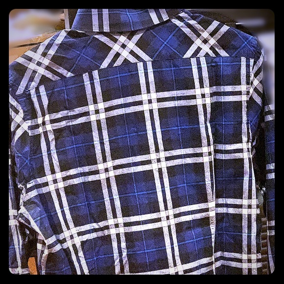 Plaid/Checkered Button Down Shirt - Picture 3 of 3